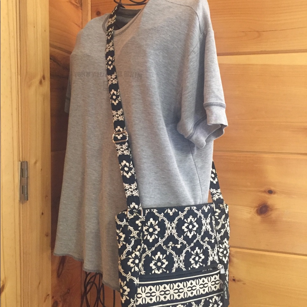 [Bella Taylor] black white cross body bag purse 👜